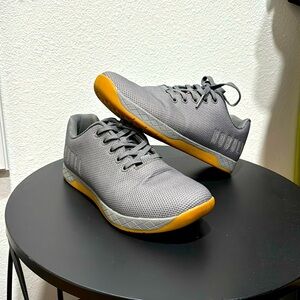 NOBULL men’s 10.5 flats